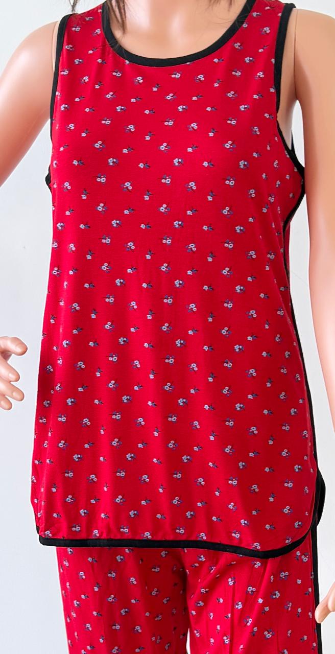 Red Cotton Stretch Women’s Pajama Set with Delicate Floral Print